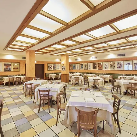 Portaventura El Paso: Theme Park Access Included Hotel 4*