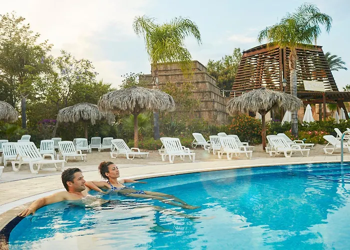 Portaventura El Paso - Includes Unlimited Access To Portaventura Park & 1 Access To Ferrari Land 4* Salou
