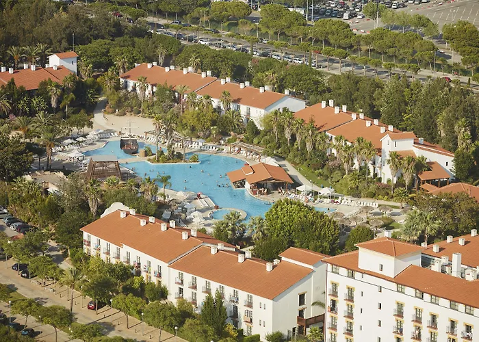 Portaventura El Paso - Includes Unlimited Access To Portaventura Park & 1 Access To Ferrari Land Otel Salou