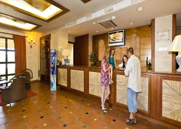 Otel Portaventura El Paso - Includes Unlimited Access To Portaventura Park & 1 Access To Ferrari Land 4*